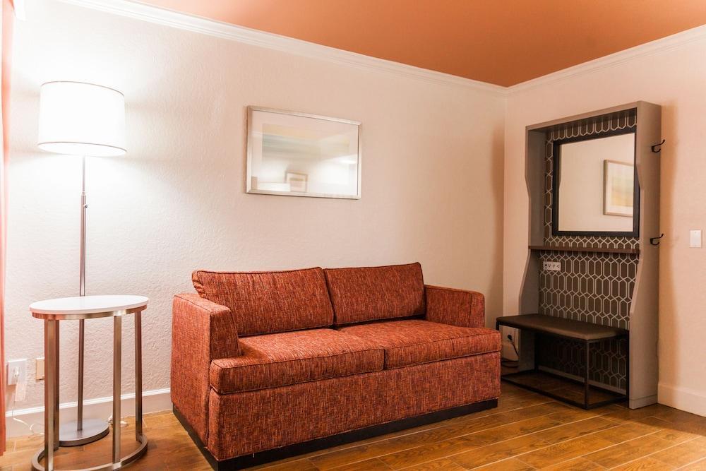 Holiday Inn & Suites Boca Raton - North Экстерьер фото