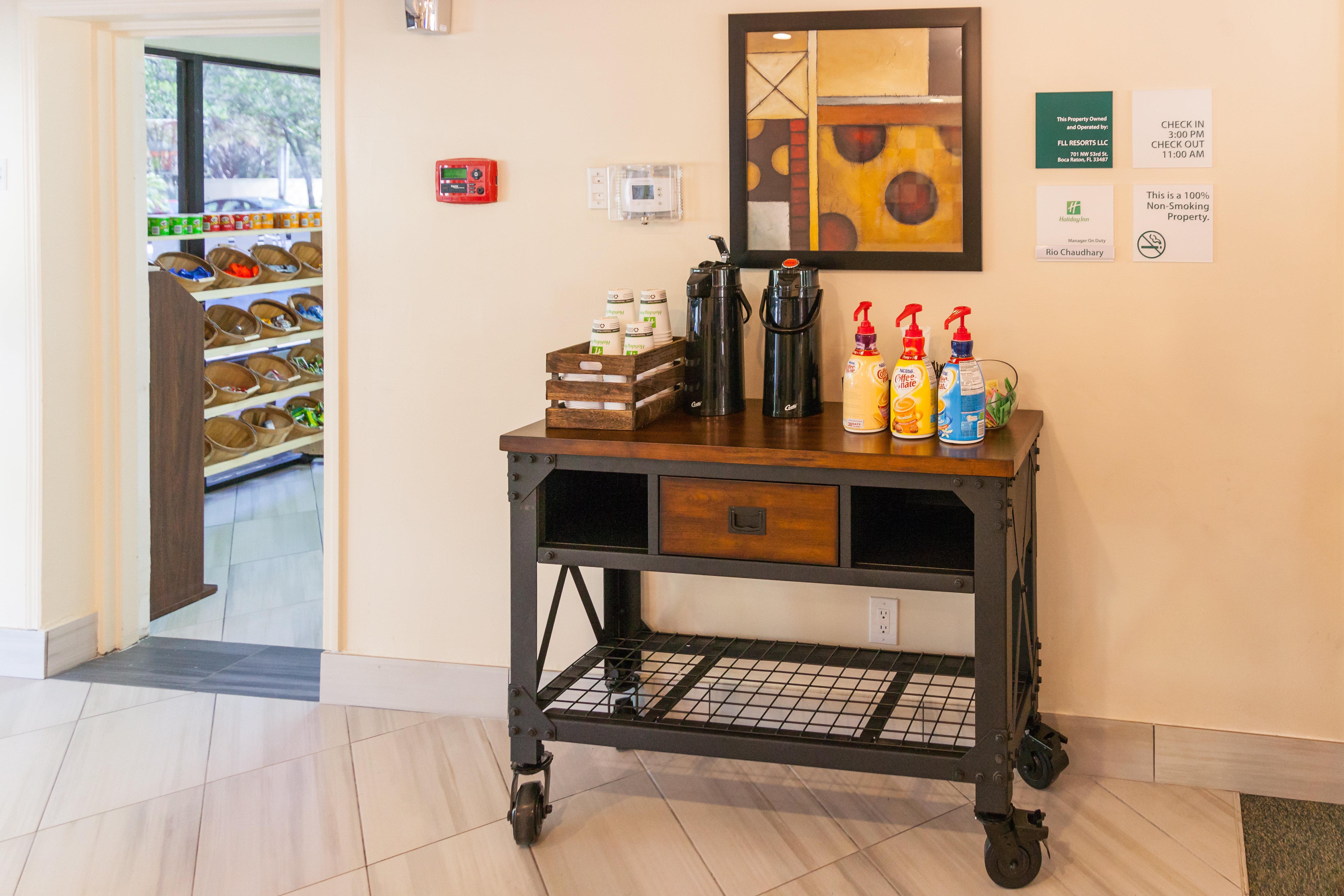 Holiday Inn & Suites Boca Raton - North Экстерьер фото