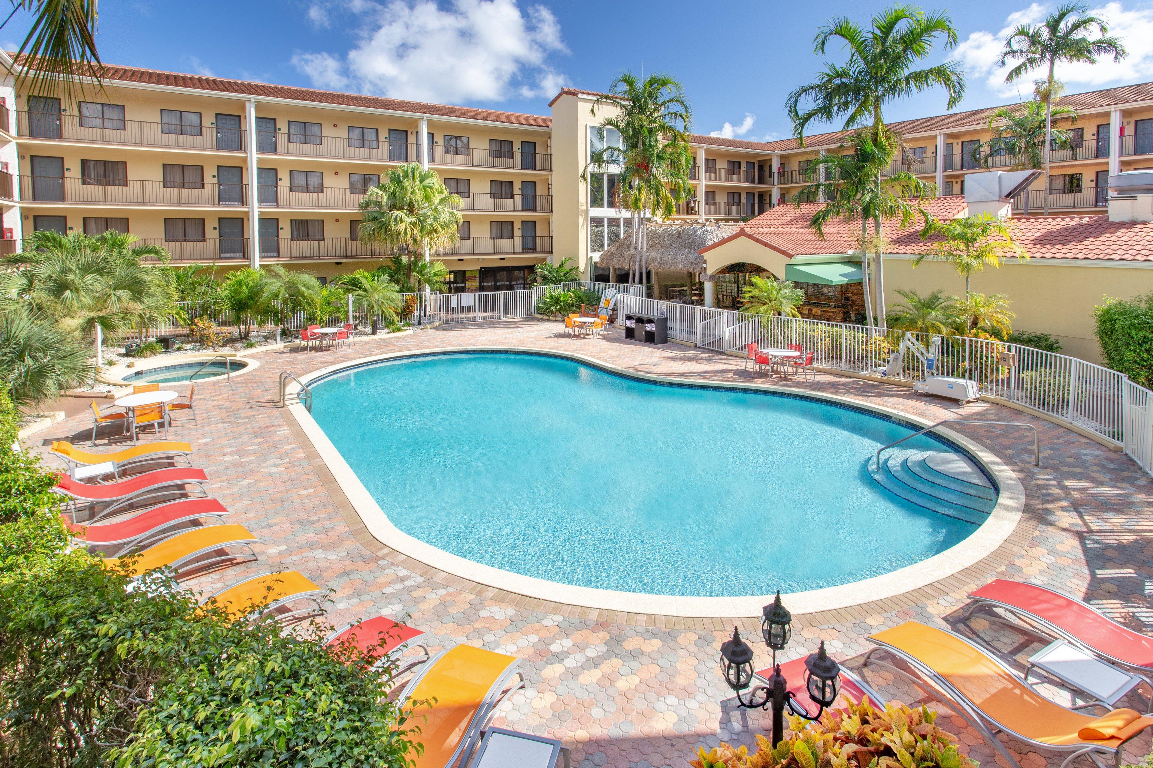 Holiday Inn & Suites Boca Raton - North Экстерьер фото